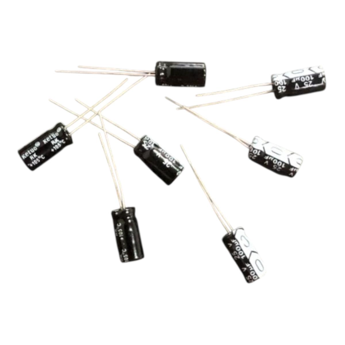 Capacitor Eletrolítico 25v 100uf 12x5mm